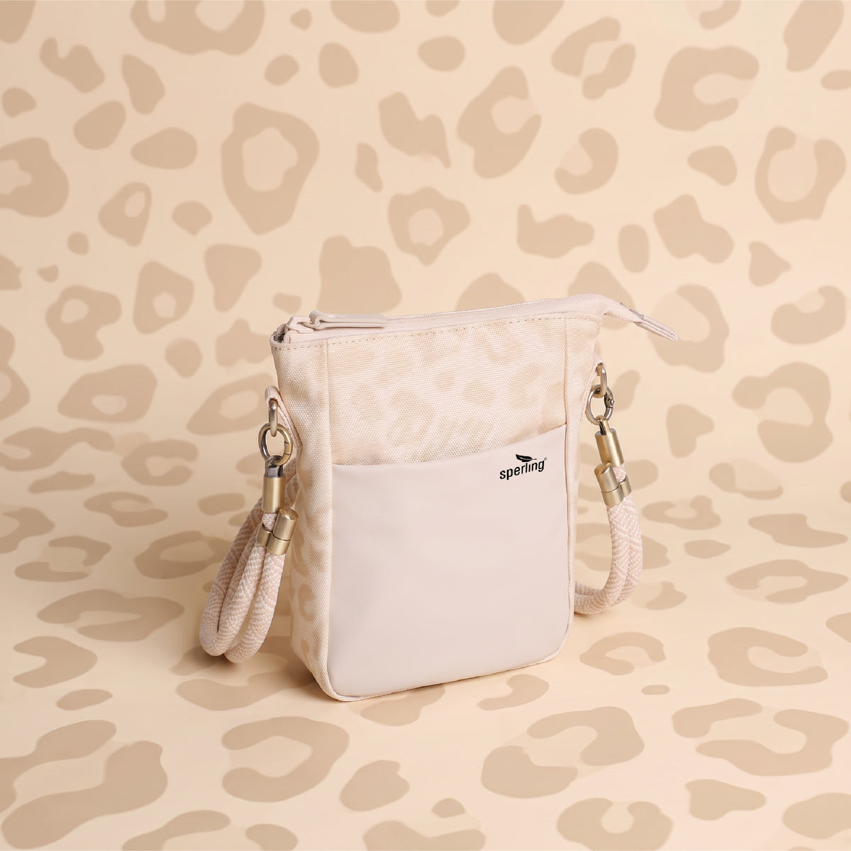 "Cheeky" Leo Polar Mini-Handtasche