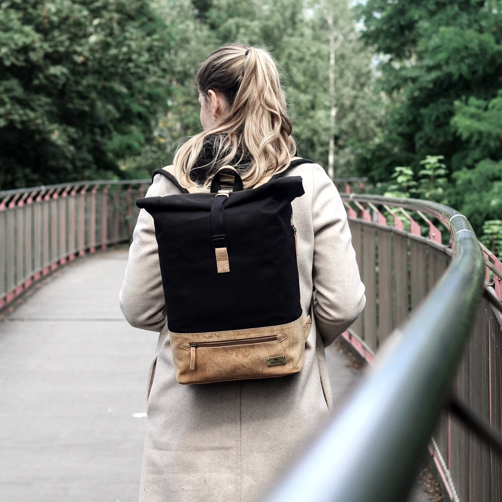 Rolltop Rucksack nachhaltig für Damen #Farbe_Raven Cream