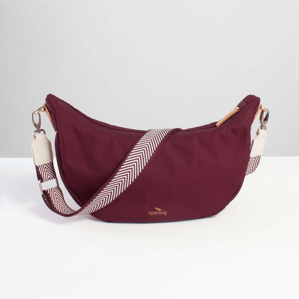 Rote Moonbag mit breitem Gurt #Farbe_Robin